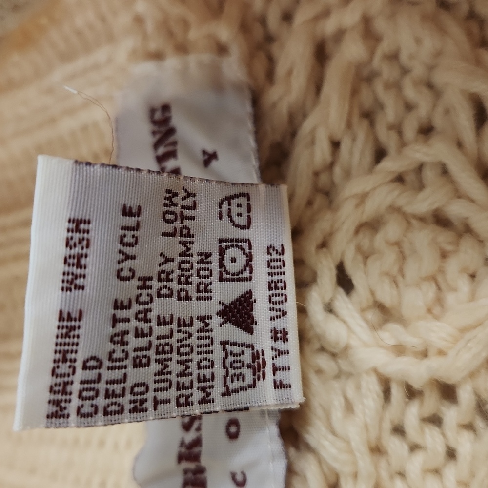 Yorkshire Knitting Co. Cream Turtle Neck Fishermans Vintage Sweater. Size L - Picture 4 of 9